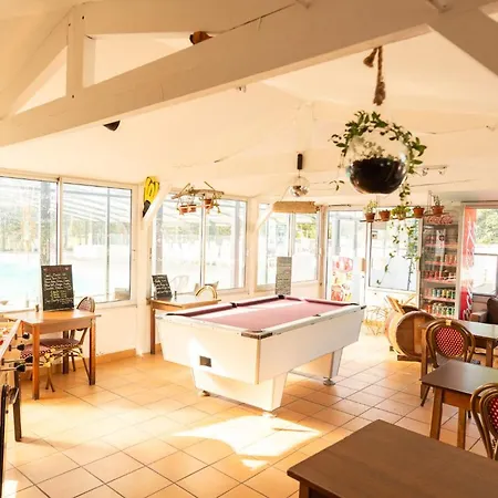 Confort Avec Terrasse Pour 4 Personnes A - Api-1-52-1098 Campsite Piriac-sur-Mer