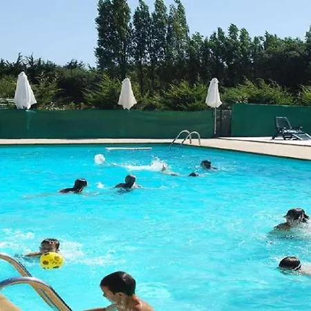 Confort Avec Terrasse Pour 4 Personnes A - Api-1-52-1098